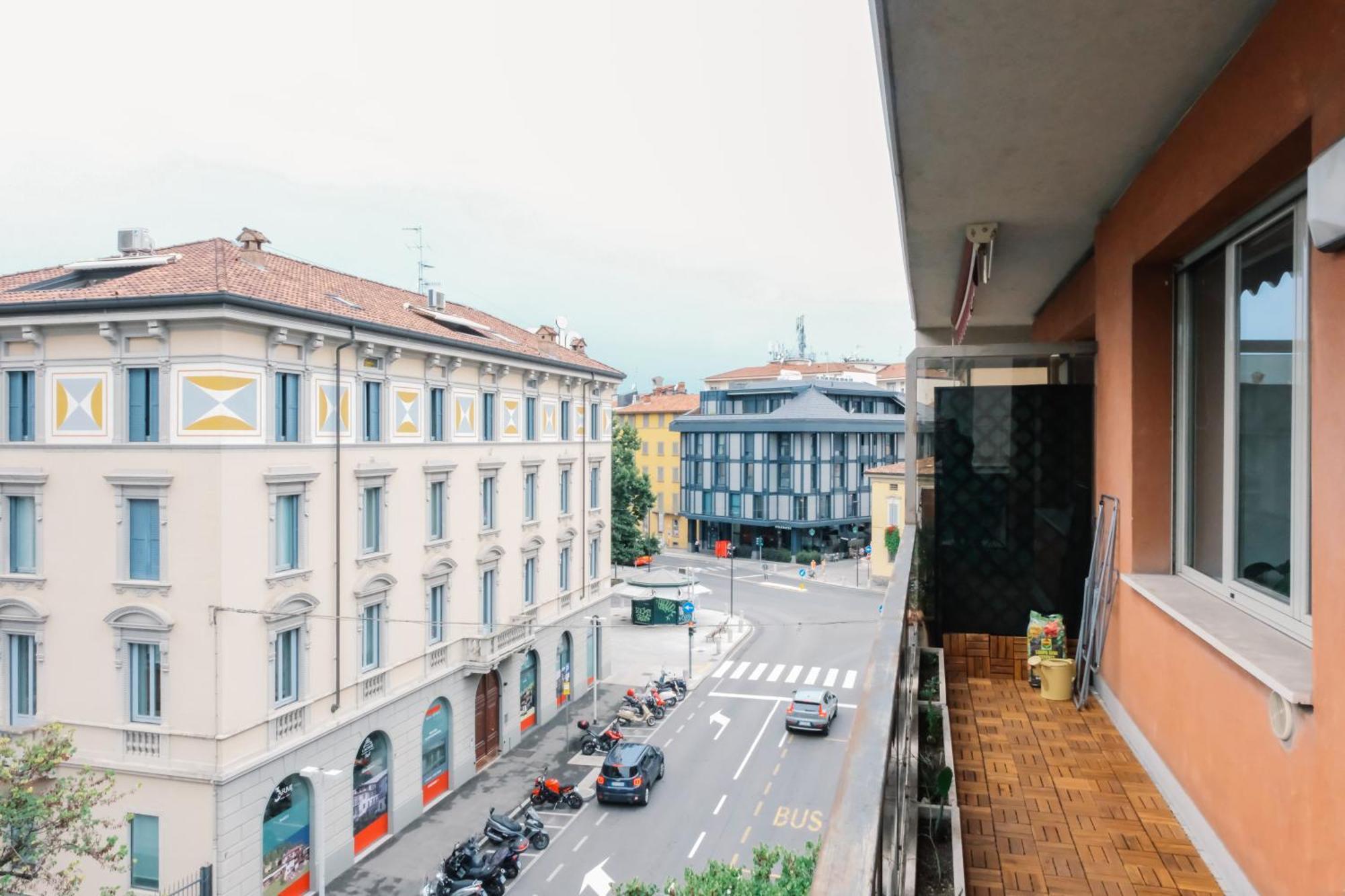 Flora Inn, Paglia 2 - Nel Cuore Del Centro Citta Bergamo Zewnętrze zdjęcie